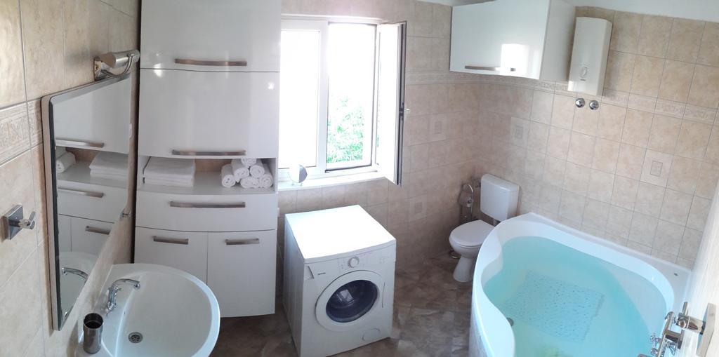 Mislav Apartment Trogir Bagian luar foto